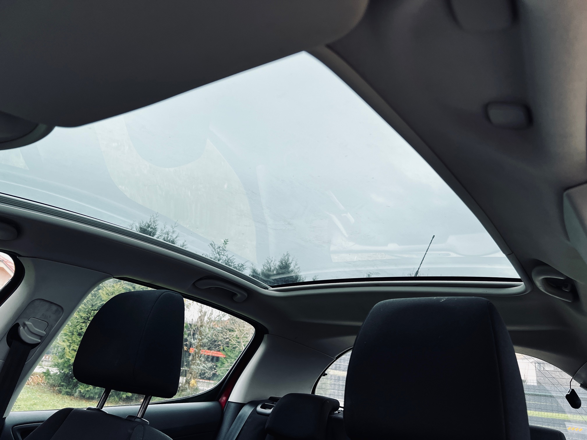 
								BMW Seria 5 Touring 520/d full									