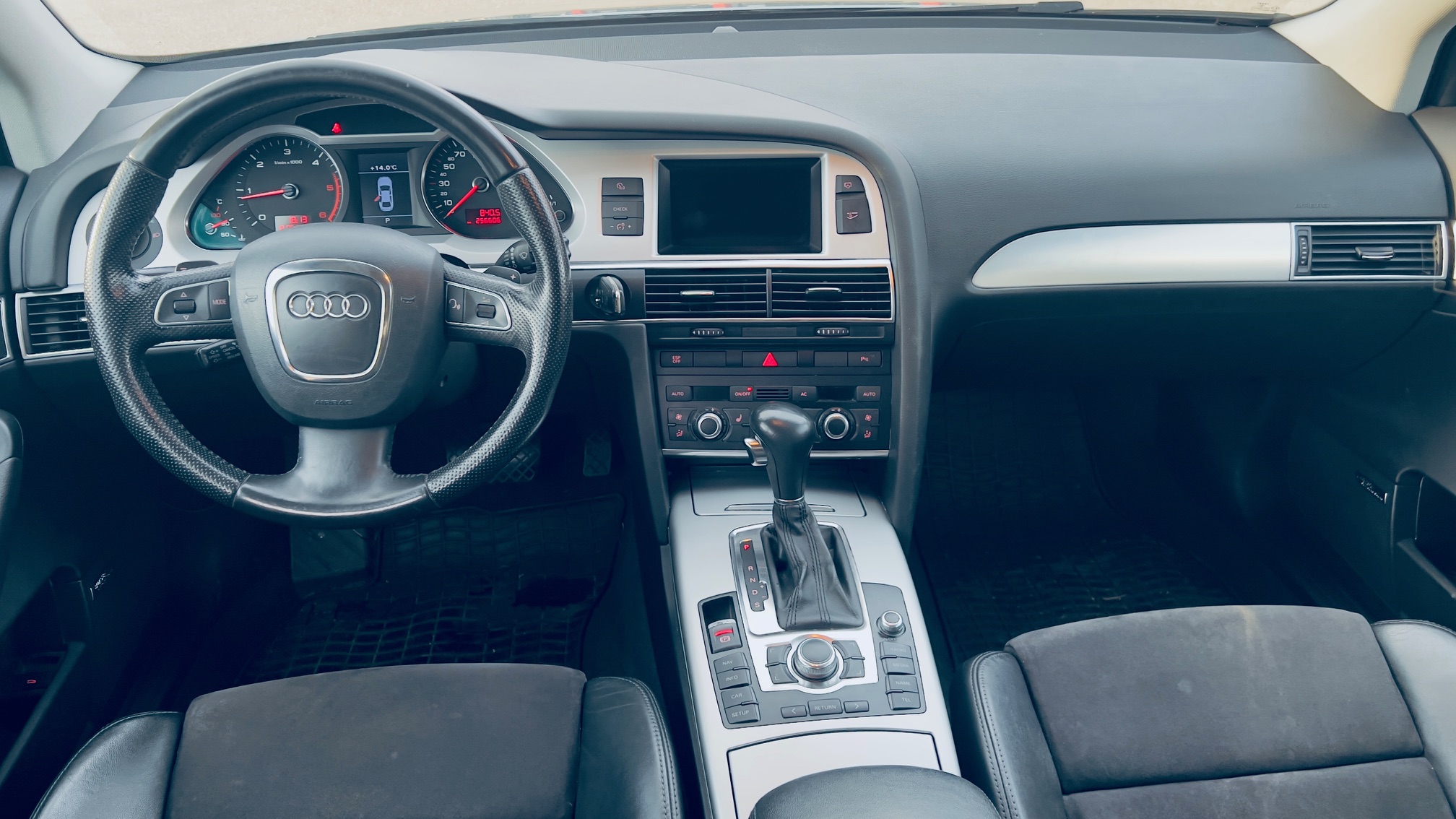 
								Audi A6  2.7 TDI full									